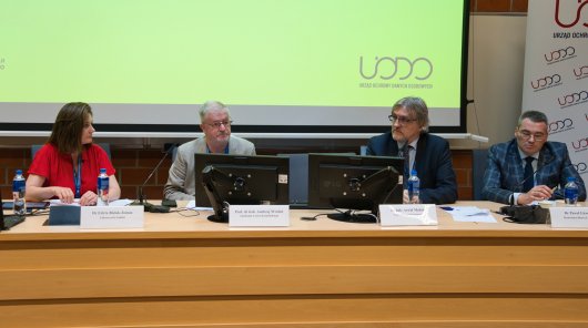 Zdjęcie - konferencja naukowa „Ochrona danych osobowych w świetle aktu o sztucznej inteligencji i innych aktów wdrażających europejską strategię danych”