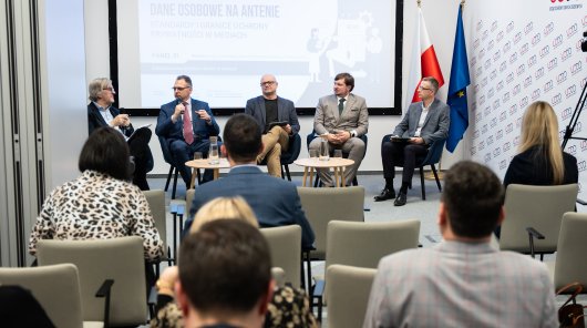 Konferencja „Dane osobowe na antenie – standardy i granice ochrony prywatności w mediach”, zorganizowana przez Prezesa UODO oraz Społeczny Zespół Ekspertów przy Prezesie UODO