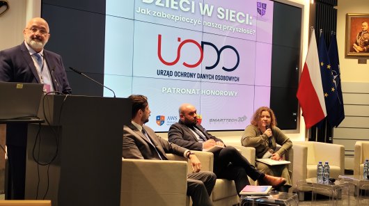 Zdjęcie II Konferencja Naukowa „Dzieci w sieci: jak zabezpieczyć naszą przyszłość?”, zorganizowana przez Wydział Prawa i Administracji Akademii Sztuki Wojennej w Warszawie.